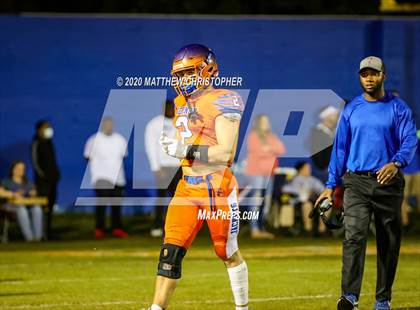 Thumbnail 1 in Vernon vs. Baker (FHSAA 1A Regional Semifinal) photogallery.