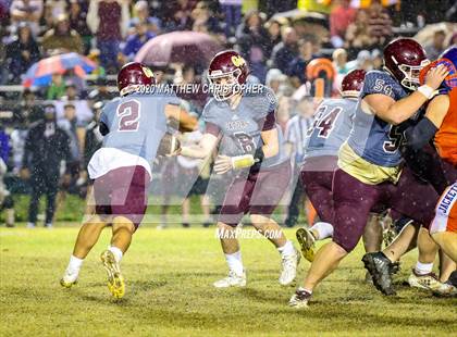 Thumbnail 3 in Vernon vs. Baker (FHSAA 1A Regional Semifinal) photogallery.