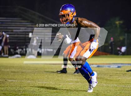 Thumbnail 2 in Vernon vs. Baker (FHSAA 1A Regional Semifinal) photogallery.