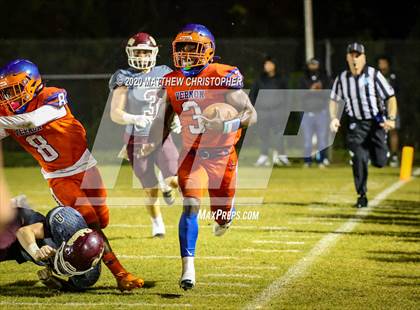 Thumbnail 2 in Vernon vs. Baker (FHSAA 1A Regional Semifinal) photogallery.