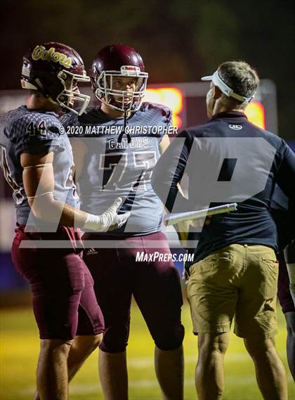 Thumbnail 1 in Vernon vs. Baker (FHSAA 1A Regional Semifinal) photogallery.