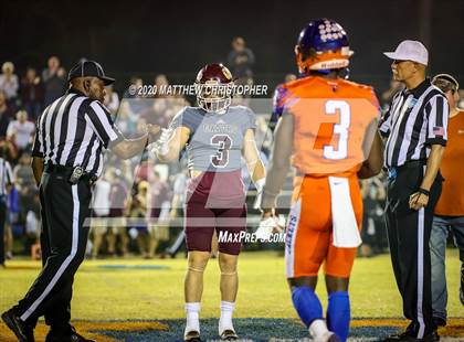 Thumbnail 1 in Vernon vs. Baker (FHSAA 1A Regional Semifinal) photogallery.