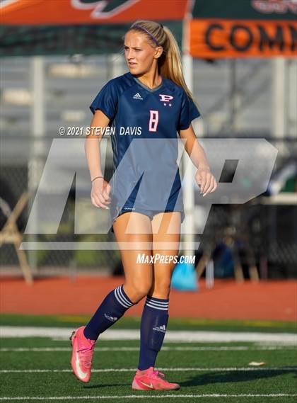 Thumbnail 3 in Pinnacle vs. Red Mountain (Coyote Classic Soccer Tournament) photogallery.