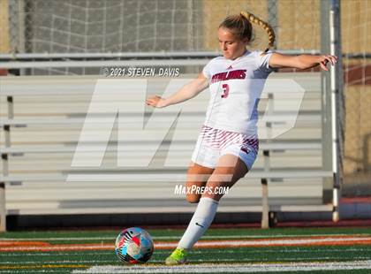 Thumbnail 1 in Pinnacle vs. Red Mountain (Coyote Classic Soccer Tournament) photogallery.