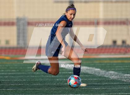 Thumbnail 2 in Pinnacle vs. Red Mountain (Coyote Classic Soccer Tournament) photogallery.