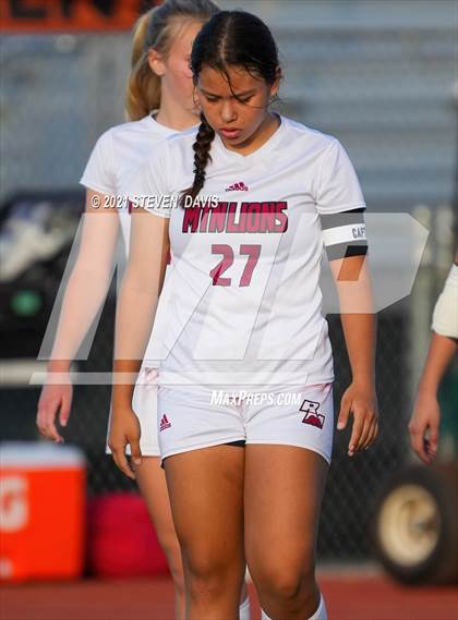 Thumbnail 2 in Pinnacle vs. Red Mountain (Coyote Classic Soccer Tournament) photogallery.