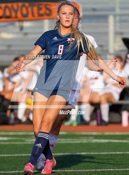 Thumbnail 2 in Pinnacle vs. Red Mountain (Coyote Classic Soccer Tournament) photogallery.