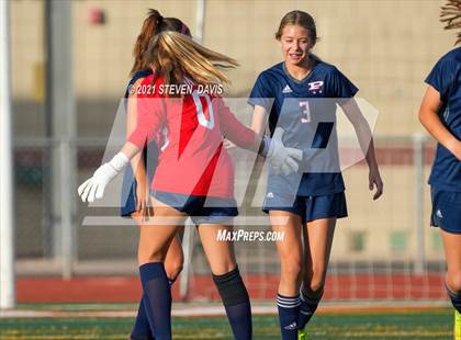 Thumbnail 2 in Pinnacle vs. Red Mountain (Coyote Classic Soccer Tournament) photogallery.