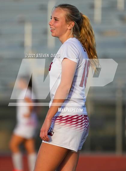 Thumbnail 2 in Pinnacle vs. Red Mountain (Coyote Classic Soccer Tournament) photogallery.
