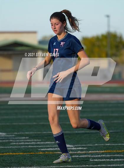 Thumbnail 2 in Pinnacle vs. Red Mountain (Coyote Classic Soccer Tournament) photogallery.