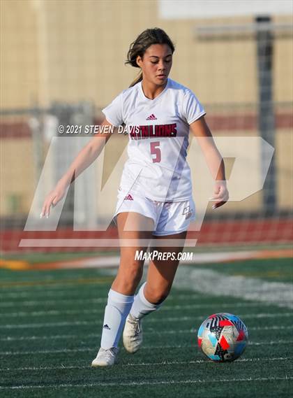 Thumbnail 3 in Pinnacle vs. Red Mountain (Coyote Classic Soccer Tournament) photogallery.