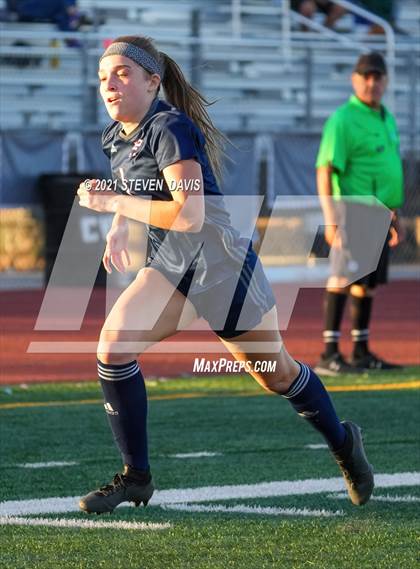 Thumbnail 2 in Pinnacle vs. Red Mountain (Coyote Classic Soccer Tournament) photogallery.