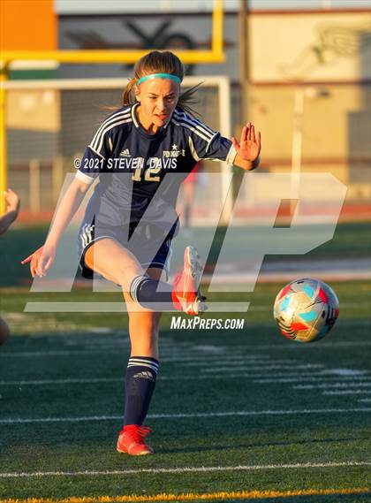 Thumbnail 2 in Pinnacle vs. Red Mountain (Coyote Classic Soccer Tournament) photogallery.
