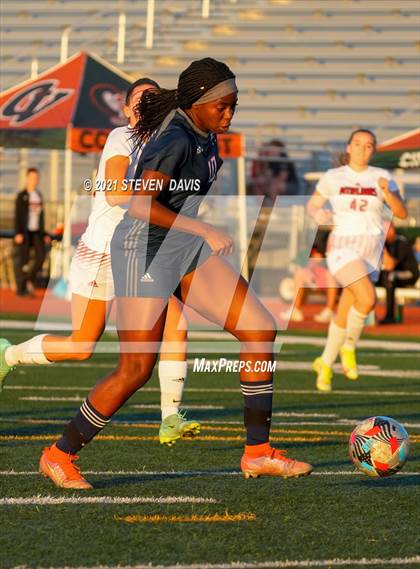 Thumbnail 3 in Pinnacle vs. Red Mountain (Coyote Classic Soccer Tournament) photogallery.