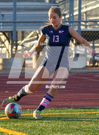 Thumbnail 2 in Pinnacle vs. Red Mountain (Coyote Classic Soccer Tournament) photogallery.