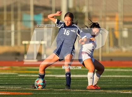 Thumbnail 1 in Pinnacle vs. Red Mountain (Coyote Classic Soccer Tournament) photogallery.