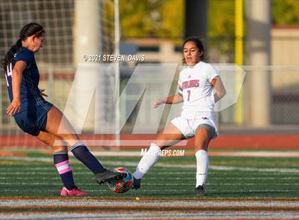 Thumbnail 2 in Pinnacle vs. Red Mountain (Coyote Classic Soccer Tournament) photogallery.