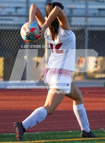 Thumbnail 1 in Pinnacle vs. Red Mountain (Coyote Classic Soccer Tournament) photogallery.