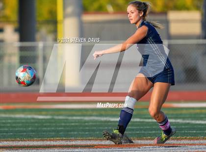 Thumbnail 2 in Pinnacle vs. Red Mountain (Coyote Classic Soccer Tournament) photogallery.