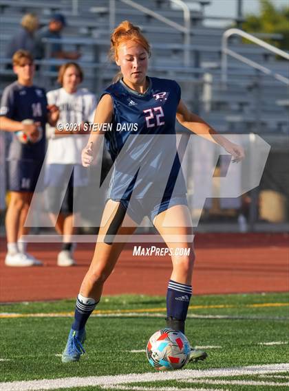 Thumbnail 1 in Pinnacle vs. Red Mountain (Coyote Classic Soccer Tournament) photogallery.