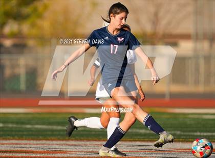Thumbnail 1 in Pinnacle vs. Red Mountain (Coyote Classic Soccer Tournament) photogallery.