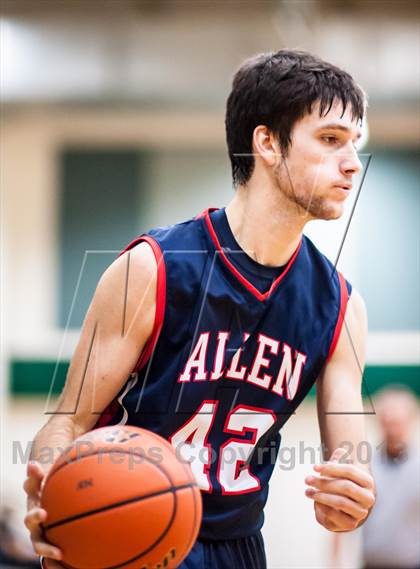Thumbnail 1 in Allen @ Naaman Forest photogallery.