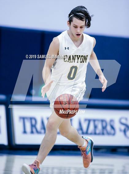 Thumbnail 3 in Renaissance Academy vs. Canyon photogallery.