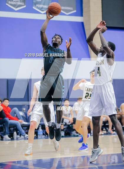 Thumbnail 1 in Renaissance Academy vs. Canyon photogallery.