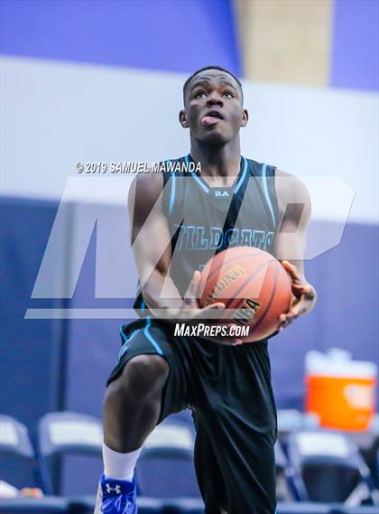 Thumbnail 3 in Renaissance Academy vs. Canyon photogallery.