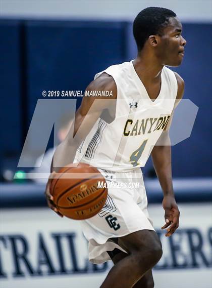 Thumbnail 3 in Renaissance Academy vs. Canyon photogallery.