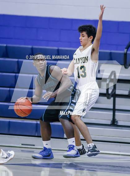 Thumbnail 3 in Renaissance Academy vs. Canyon photogallery.