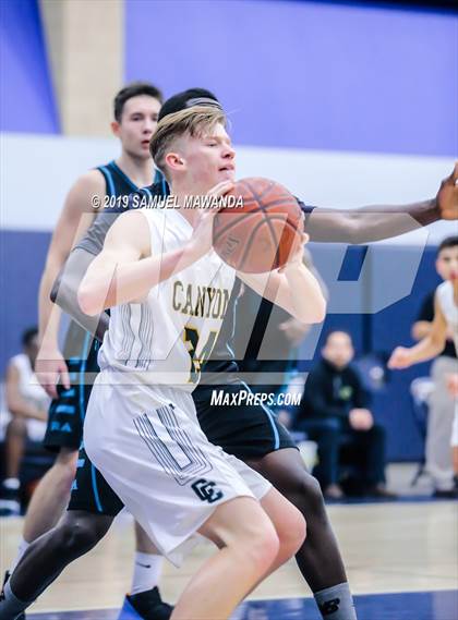 Thumbnail 3 in Renaissance Academy vs. Canyon photogallery.