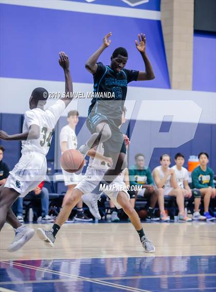 Thumbnail 3 in Renaissance Academy vs. Canyon photogallery.