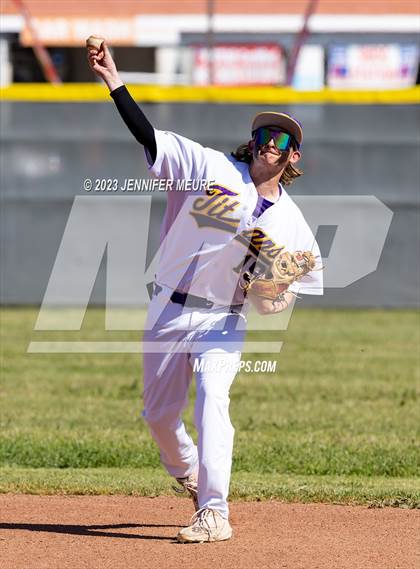 Thumbnail 3 in Moreau Catholic @ Kennedy photogallery.