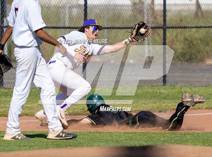 Thumbnail 1 in Moreau Catholic @ Kennedy photogallery.