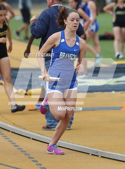 Thumbnail 2 in CIF NCS Masters Track and Field (4x400 Meter Relay) photogallery.