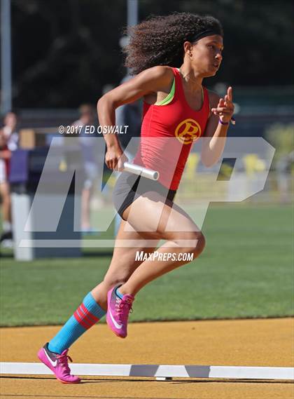 Thumbnail 2 in CIF NCS Masters Track and Field (4x400 Meter Relay) photogallery.
