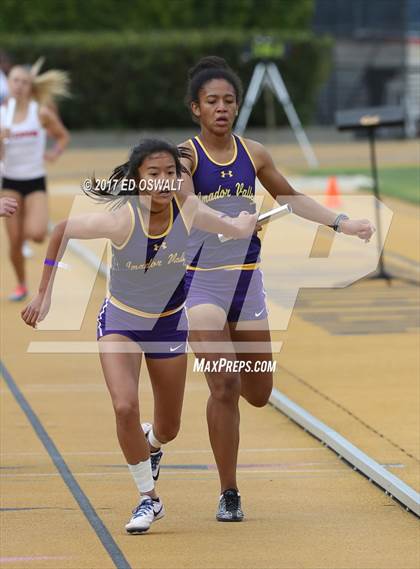 Thumbnail 2 in CIF NCS Masters Track and Field (4x400 Meter Relay) photogallery.