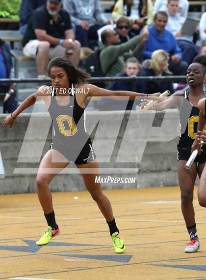 Thumbnail 3 in CIF NCS Masters Track and Field (4x400 Meter Relay) photogallery.