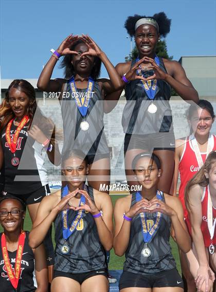 Thumbnail 1 in CIF NCS Masters Track and Field (4x400 Meter Relay) photogallery.