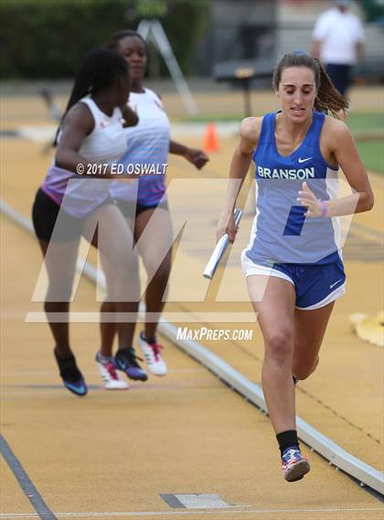 Thumbnail 2 in CIF NCS Masters Track and Field (4x400 Meter Relay) photogallery.