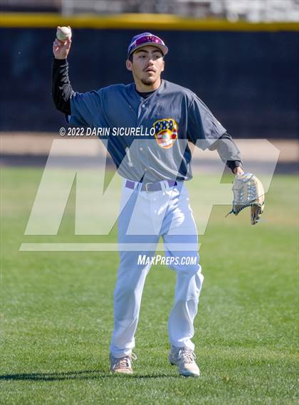 Thumbnail 2 in Alhambra vs Mesa (Bob Everett Classic) photogallery.