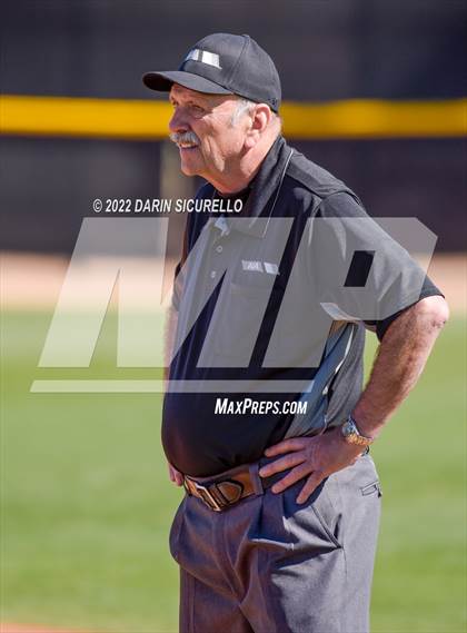 Thumbnail 1 in Alhambra vs Mesa (Bob Everett Classic) photogallery.