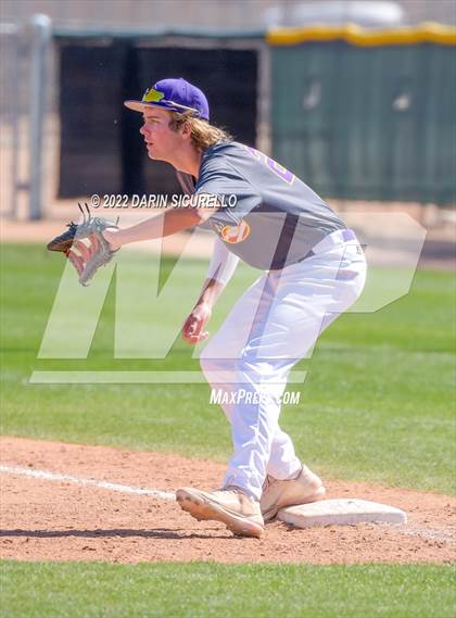 Thumbnail 1 in Alhambra vs Mesa (Bob Everett Classic) photogallery.