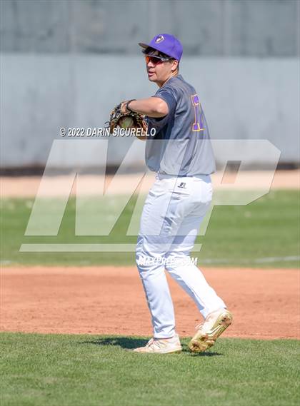 Thumbnail 1 in Alhambra vs Mesa (Bob Everett Classic) photogallery.
