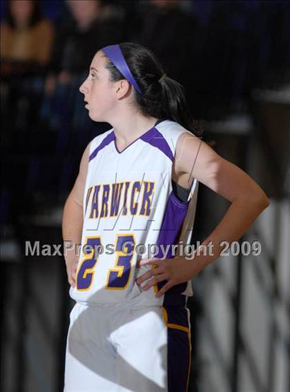 Thumbnail 3 in Burke Catholic vs. Warwick (Warwick Holiday Classic) photogallery.