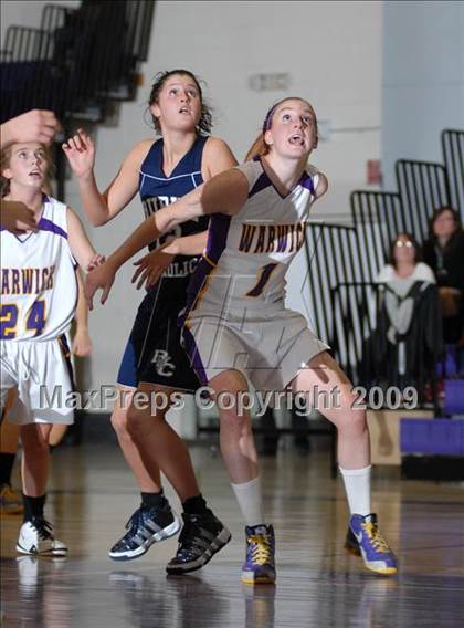 Thumbnail 2 in Burke Catholic vs. Warwick (Warwick Holiday Classic) photogallery.