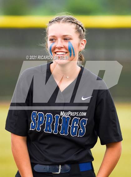 Thumbnail 2 in Deer Park vs Clear Springs (UIL 6A Regional Final) photogallery.