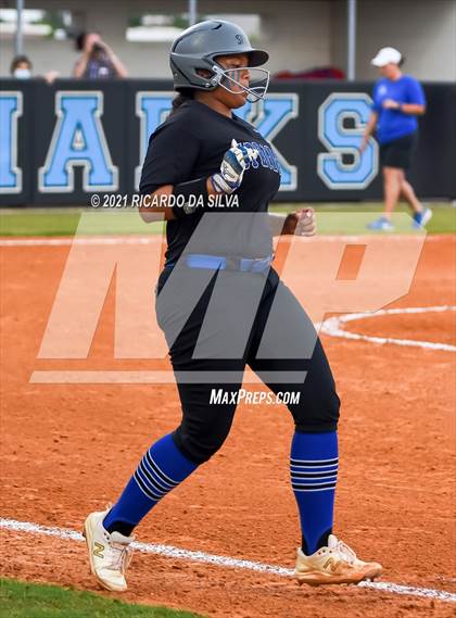 Thumbnail 1 in Deer Park vs Clear Springs (UIL 6A Regional Final) photogallery.