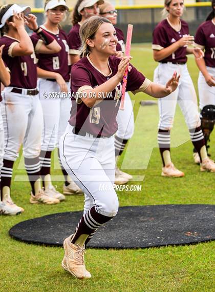 Thumbnail 1 in Deer Park vs Clear Springs (UIL 6A Regional Final) photogallery.